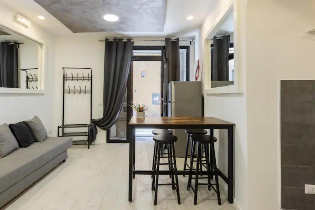 Historical Workshop Apartment - Fico โรม ภายนอก รูปภาพ
